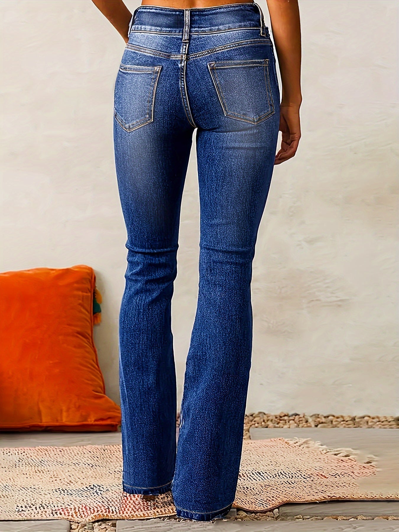 Ivyra | High-Waisted Flared Jeans