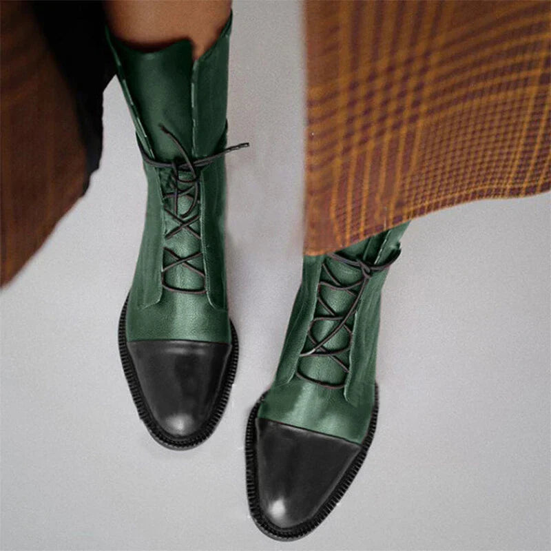 Elowyn | Classic Lace-Up Boots